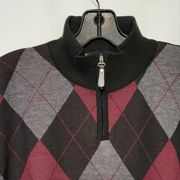 Studio by Omega Men's NWT Black Argyle Quarter Zip Pullover Sweater Size Small - Picture 5 of 9